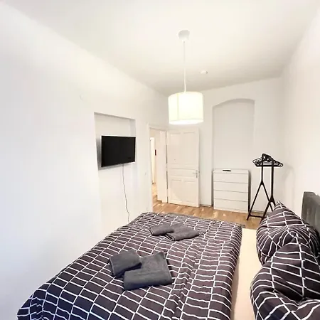 Living Eggenberg 9 Апартаменти Грац