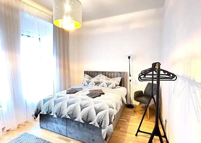 Living Eggenberg 9 Apartment